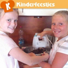 | Cake party