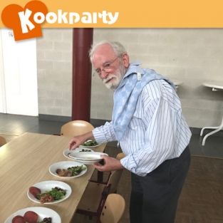 Koken met de seniorenclub