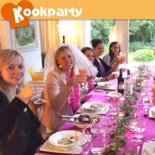 kookworkshop vrijgezellenfeest Amsterdam-Zuidoost